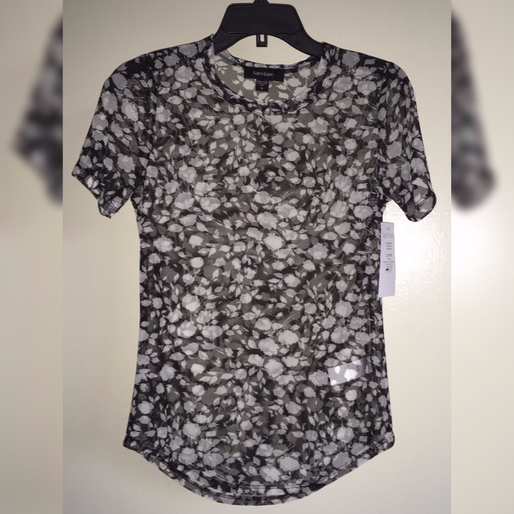 Karen Kane Short Sleeve Mesh Top - NWT - Sz Small
